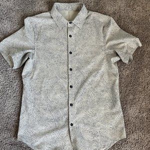 Men's S - Lululemon Airing Easy SS shirt